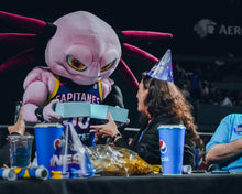 Cargar imagen en el visor de la galería, Cumpleaños Capitán