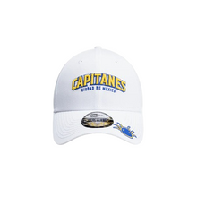 Cargar imagen en el visor de la galería, Capitanes de Ciudad de México NBA G League 9FORTY Snapback Blanca
